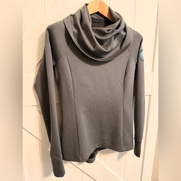 Spyder Cowl Neck Pullover Women’s Medium Gray Athletic Ski Layer Stretch Top - Picture 2 of 7